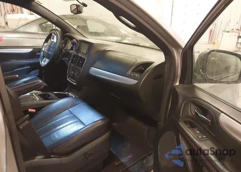 2018 Dodge Grand Caravan Gt z USA, uszkodzony, nr VIN 2C4RDGEG4JR238368